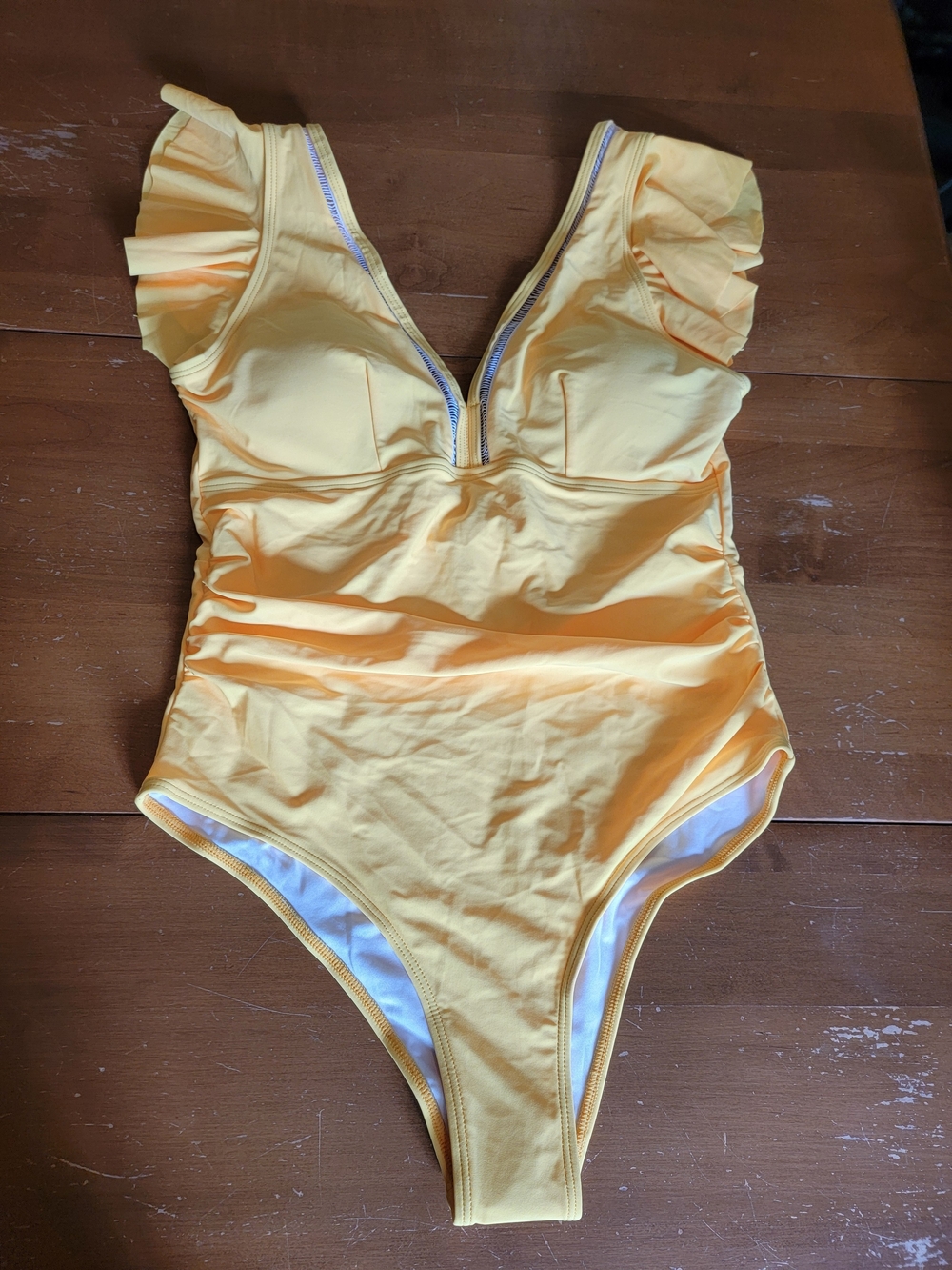Yellow Ruffle Sleeve Mesh Lined V-Neck One-Piece Swimsuit Size M